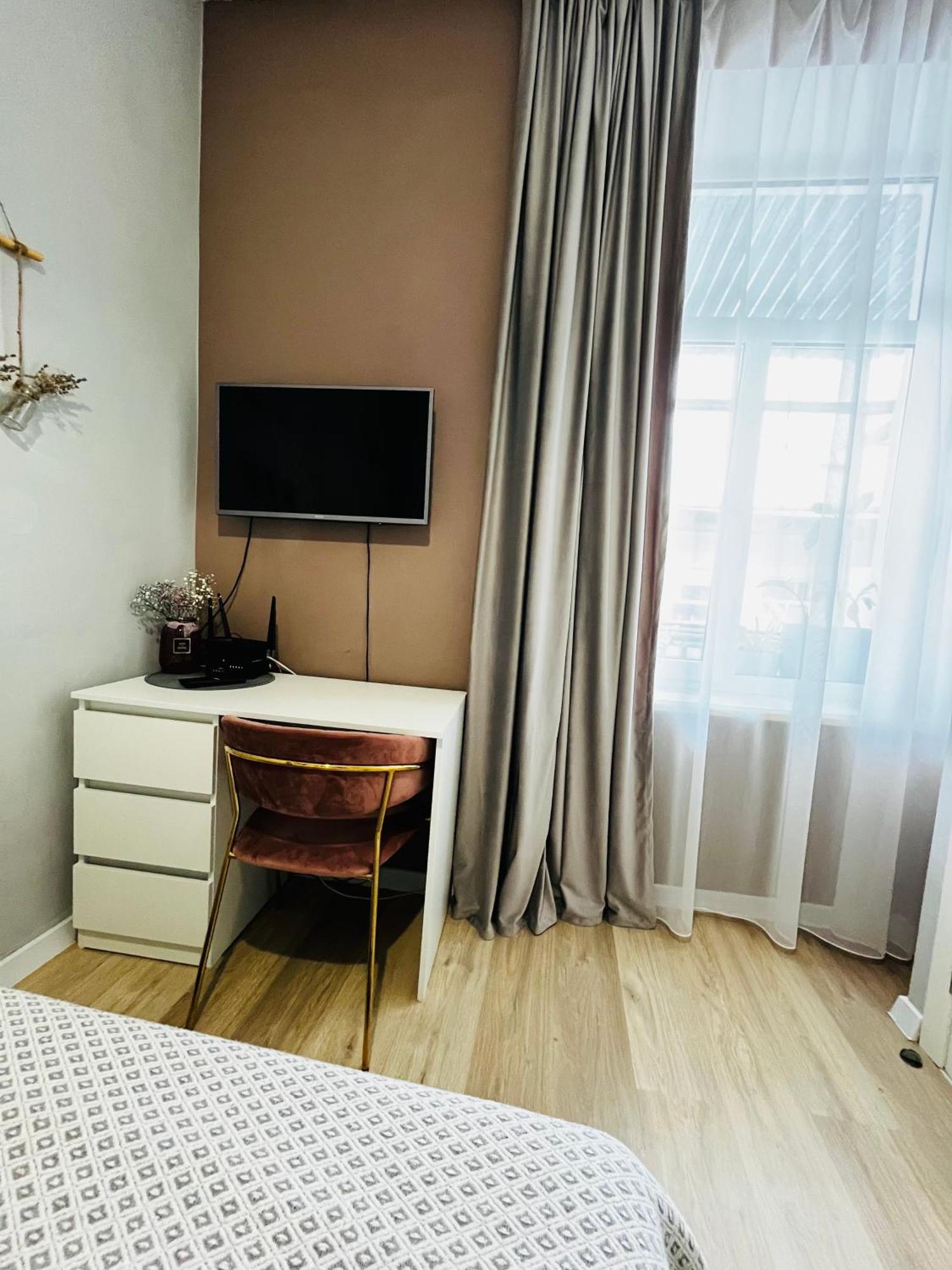 Iren Smart Apartment Lviv Eksteriør billede
